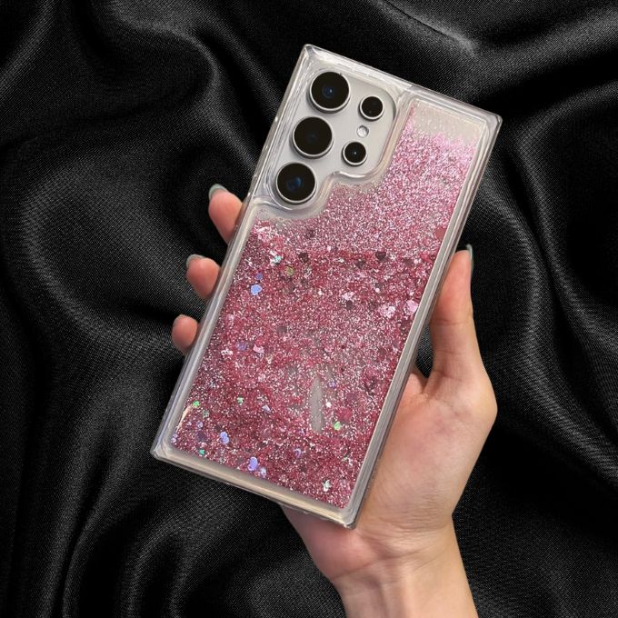 Samsung Galaxy S26 Moving Hearts Glitter Quicksand Cover - lifestyle
