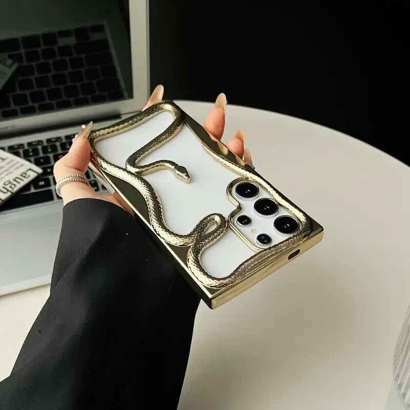 Royal Gold 3D Snake Luxury Cover iPhone cover – JustAndBest India