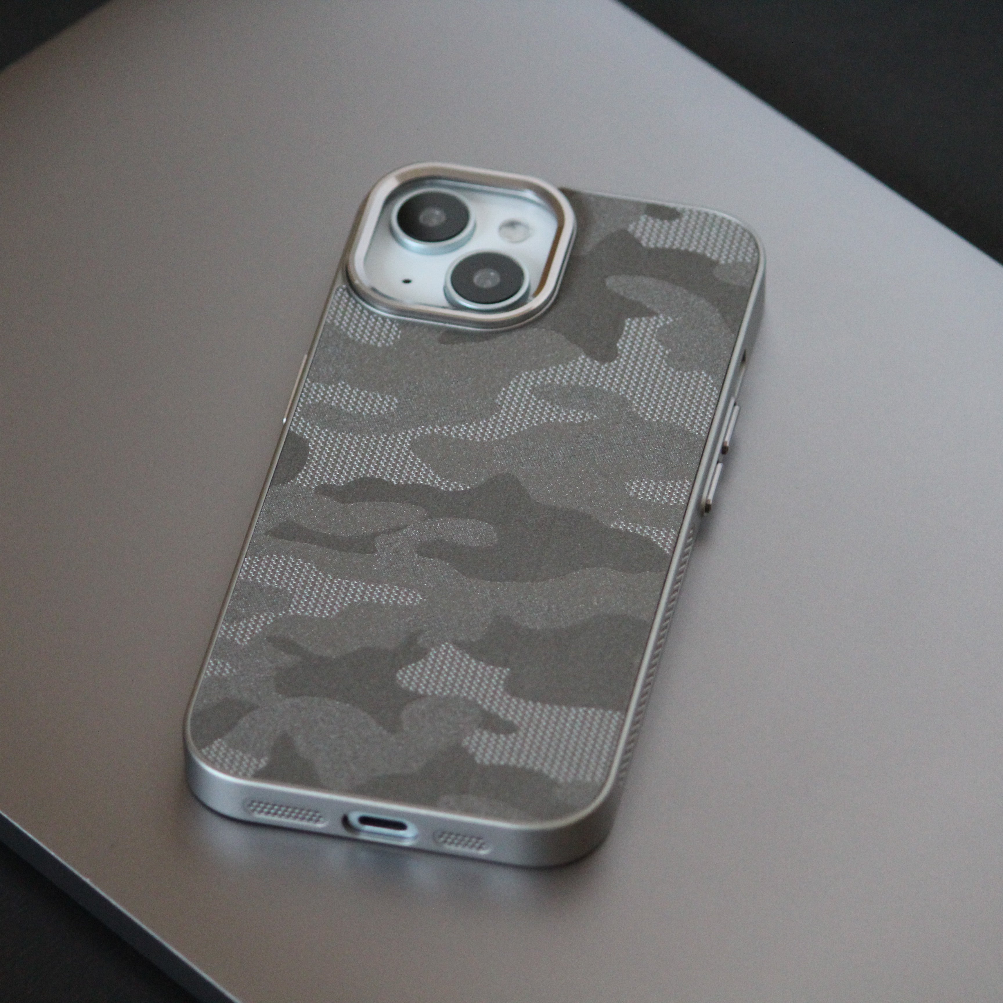 Camo Pattern 3D Effect Slim Cover iPhone cover – JustAndBest India