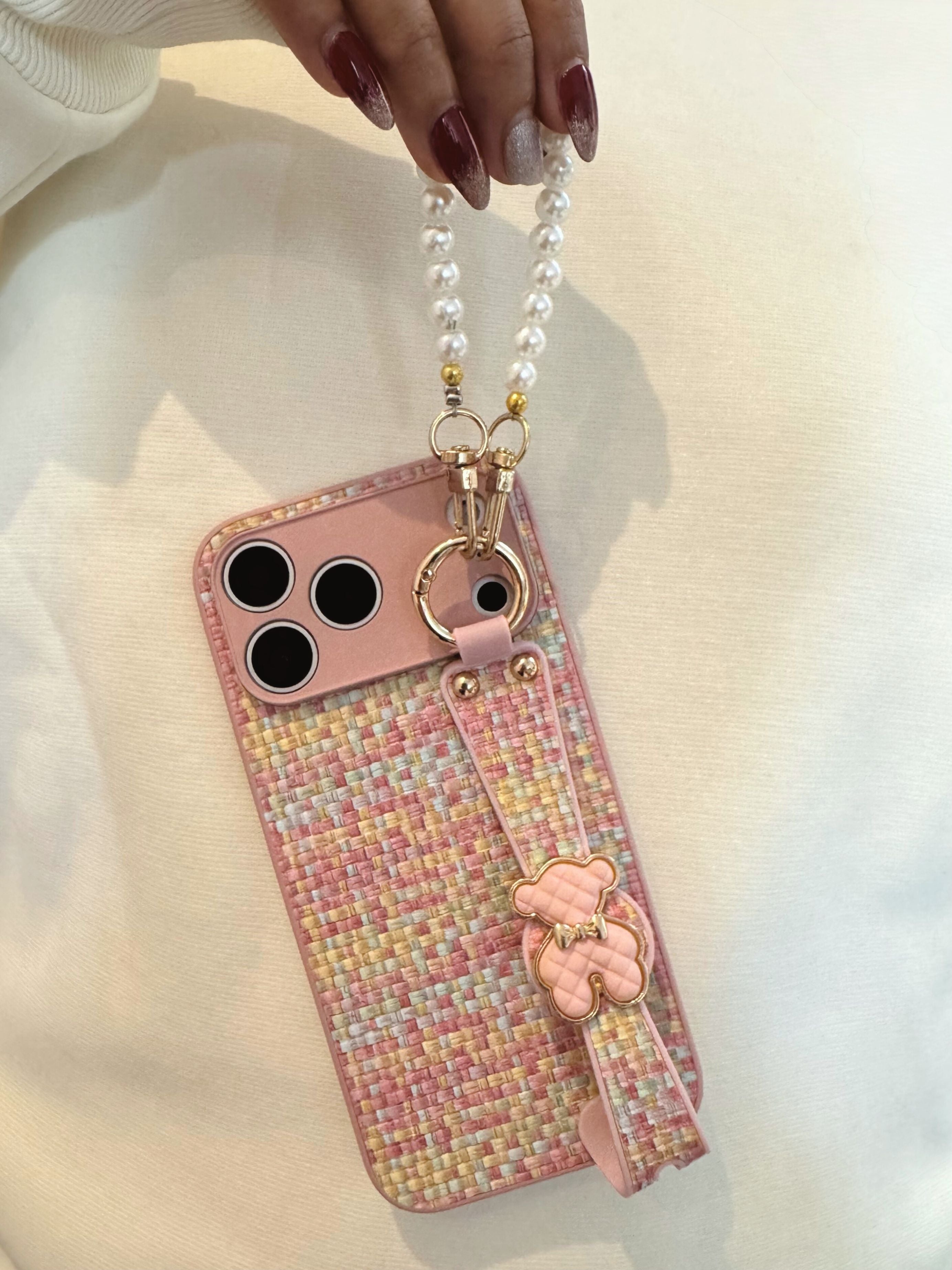 iPhone 17 Series Hand Strap Pearl Cover - protective case detail