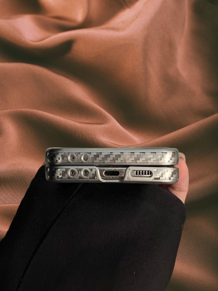 Luxury Carbon Pattern Electroplated Matte Transparent Case iPhone cover – JustAndBest India