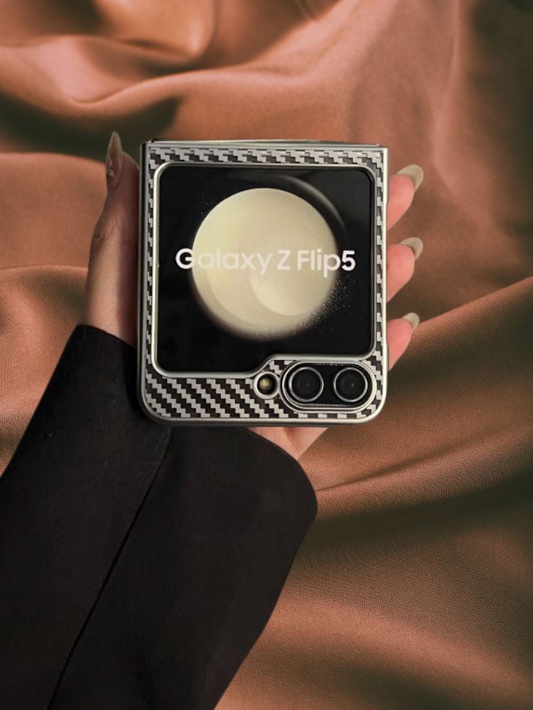 Luxury Carbon Pattern Electroplated Matte Transparent Case iPhone cover – JustAndBest India