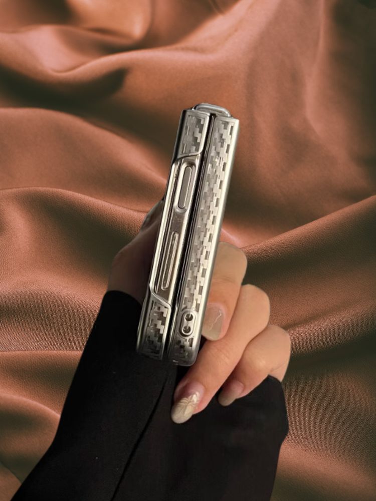 Luxury Carbon Pattern Electroplated Matte Transparent Case iPhone cover – JustAndBest India