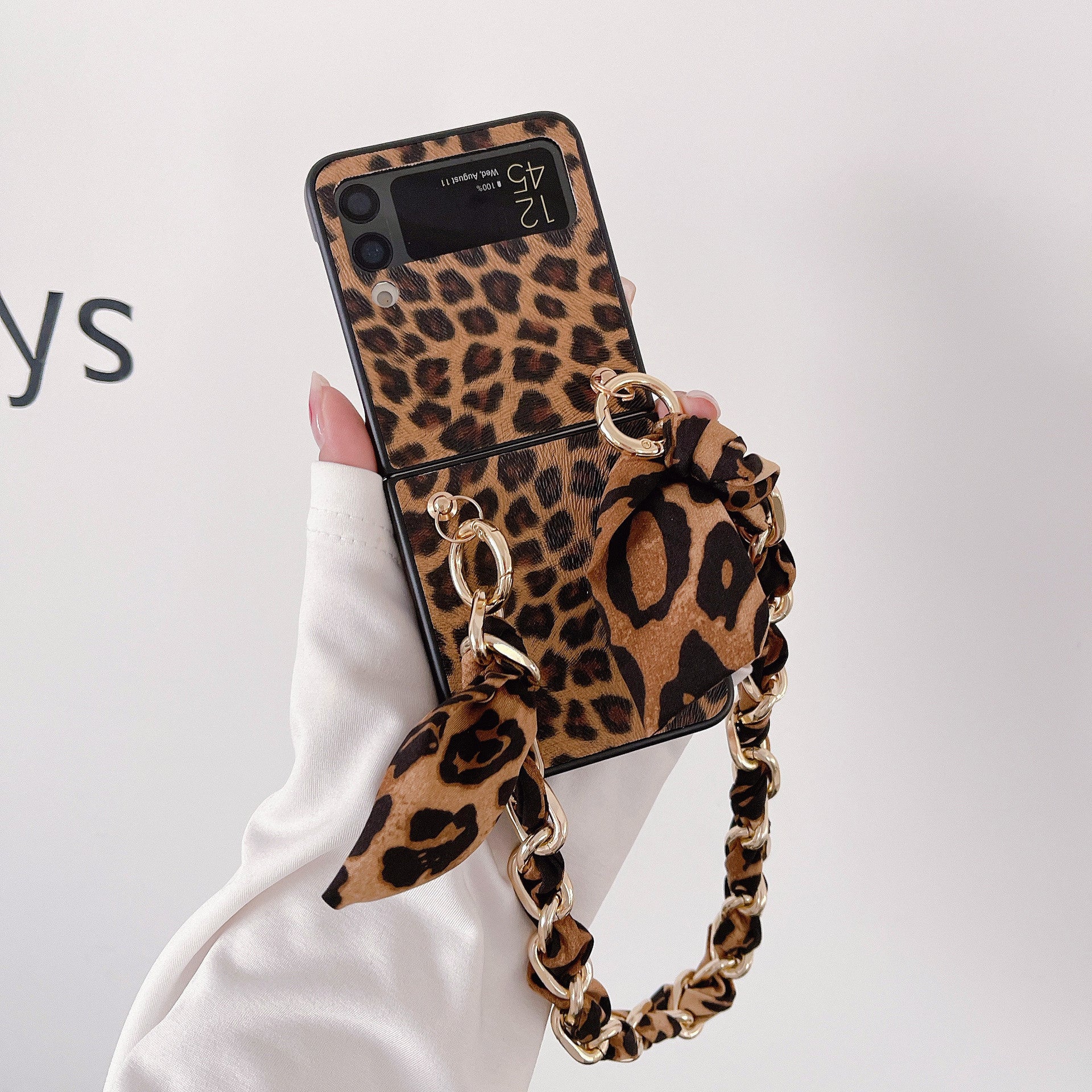 Leopard Style Gold Chain Bracelet Cover iPhone cover – JustAndBest India