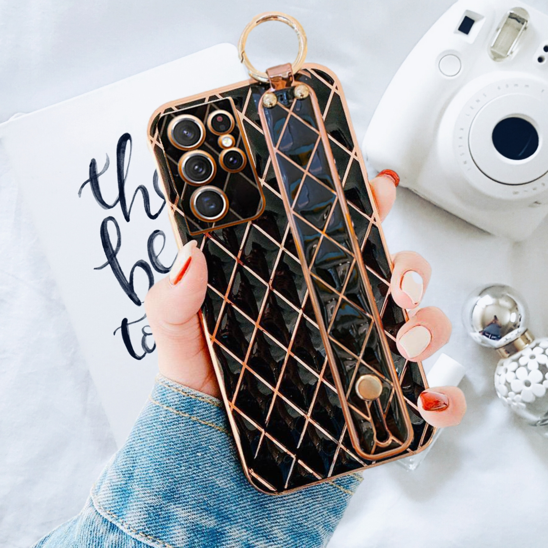 Glossy Black Grid Gold Electroplated Hand Strap Cover iPhone cover – JustAndBest India