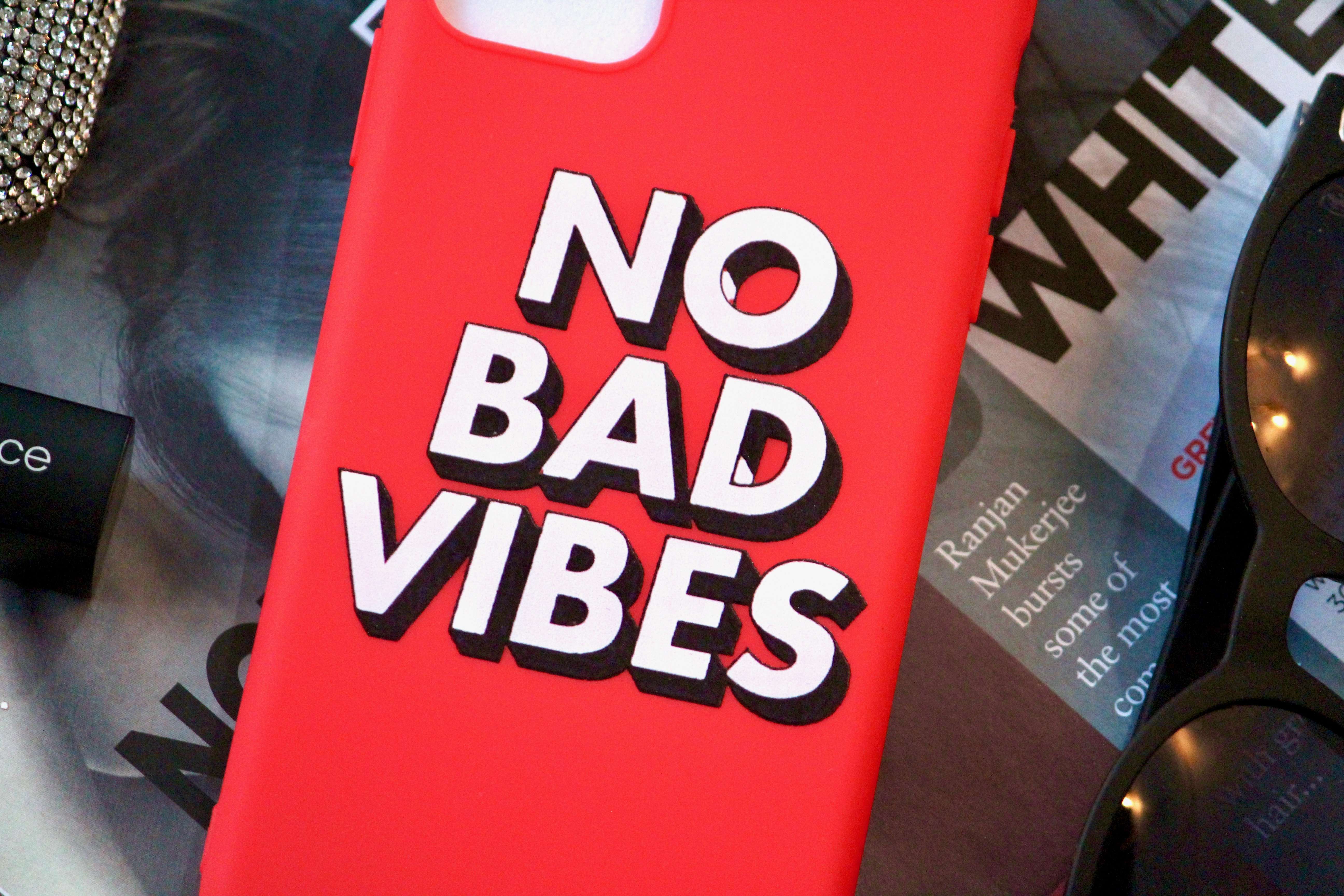 No Bad Vibes Silicone Soft Case (Available for iPhone 11 / 11 Pro / 11 Pro Max) – JustAndBest India