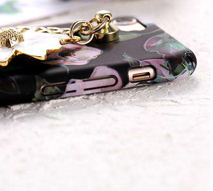 Bracelet Flower Pendant iPhone SE 2020 Case