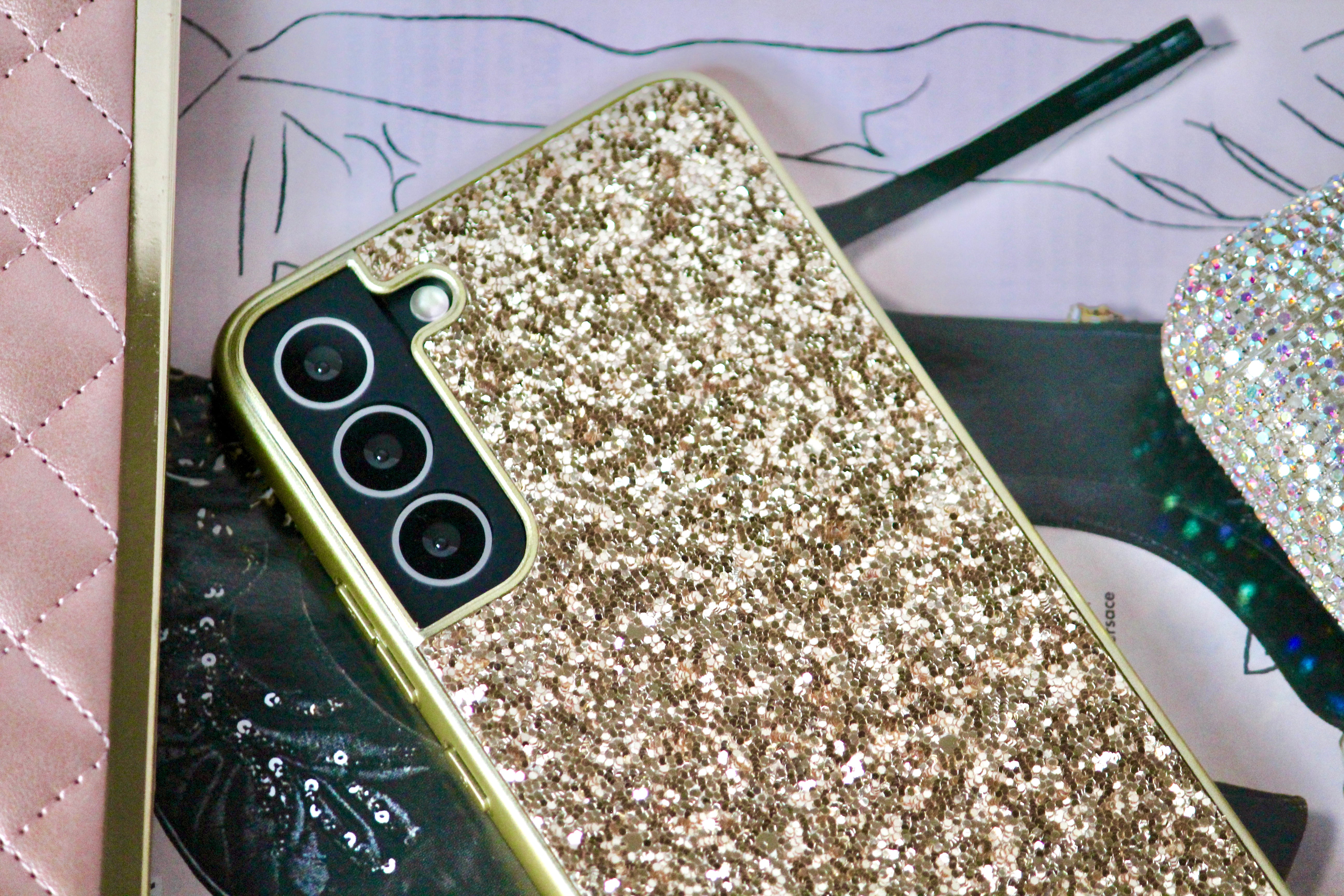 Gold Glitter Bling Sequin Cover iPhone cover – JustAndBest India