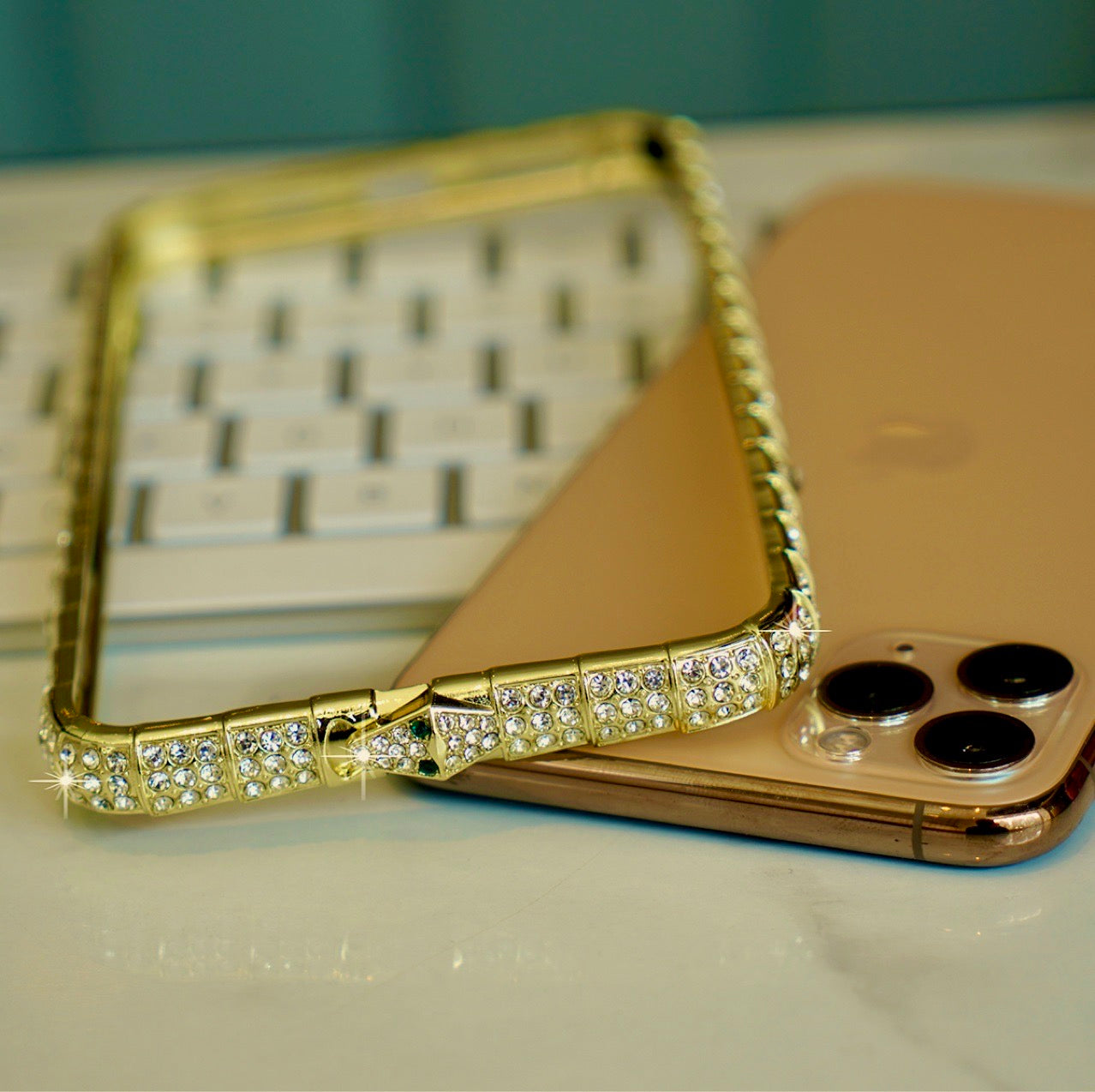 Gold Diamond Rhinestones Luxury Bumper Cover iPhone cover – JustAndBest India