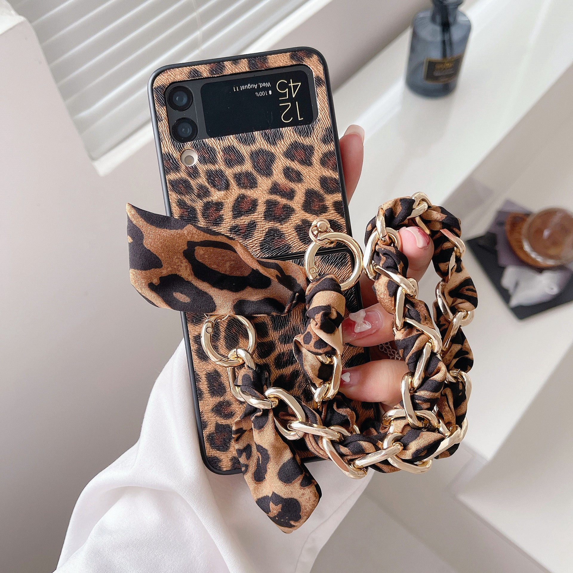 Leopard Style Gold Chain Bracelet Cover iPhone cover – JustAndBest India